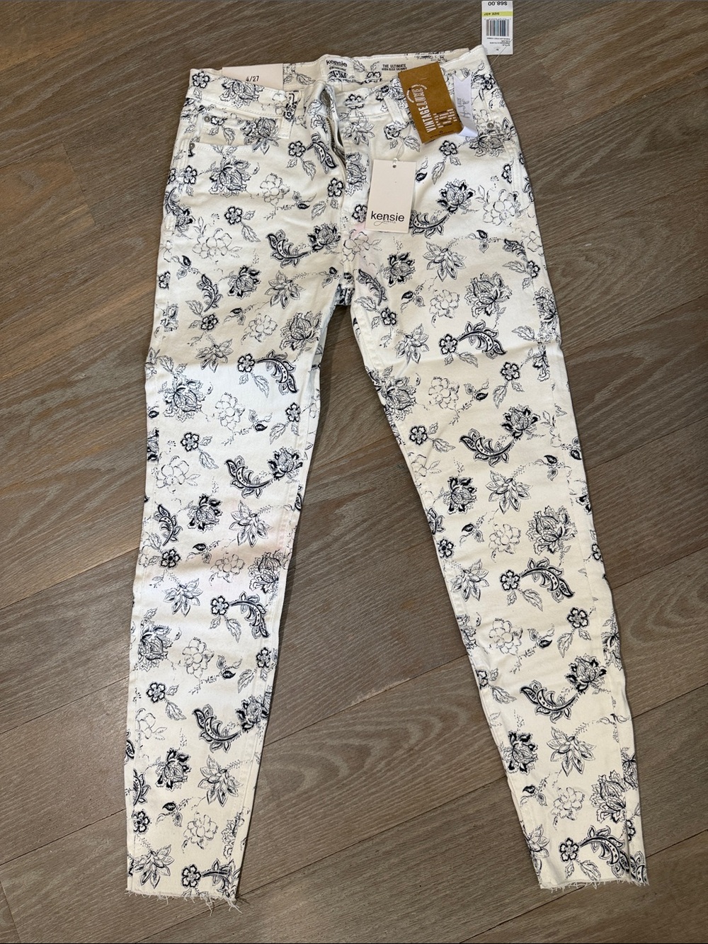 kensie White Skinny Jeans with Black Floral Print